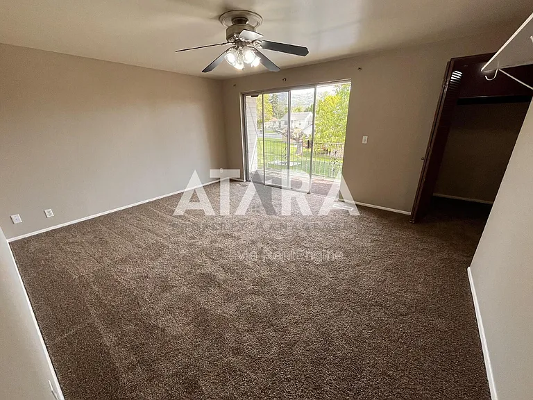 330 N 100 E #1 — Photo 16