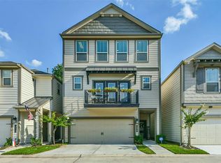 10961 Cannes Memorial Dr, Houston, TX 77043