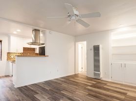 1066 Turquoise St, San Diego, CA