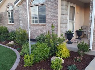 1294 E Pine Valley St, Washington, UT 84780