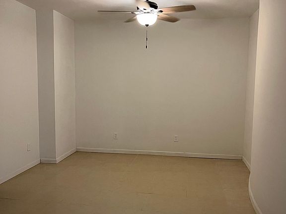 4th image of 9225 Charlton Pl