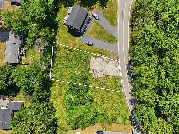 4th image of 100 Shadagee Road