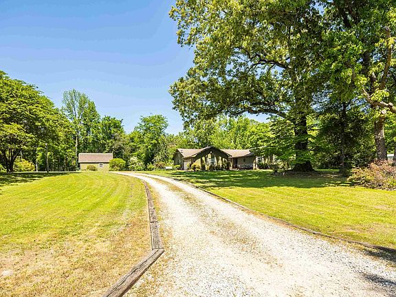 4th image of 115 Edenberg Dr