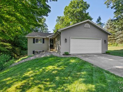 11200 Ivory Valley Dr NE, Rockford, MI, 49341