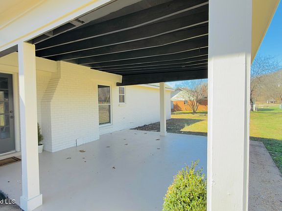 5th image of 4178 Davall Dr