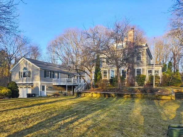 209 Curve St, Millis, MA 02054