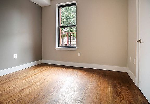 5th image of 294 Powers St #2-A