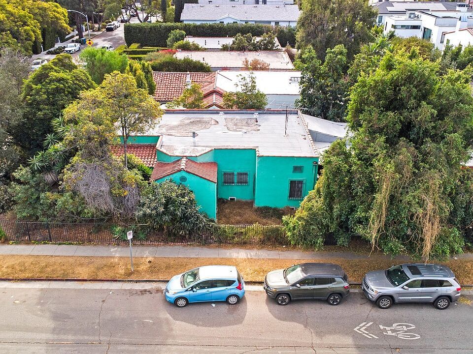 1st image of 859 N Ogden Dr