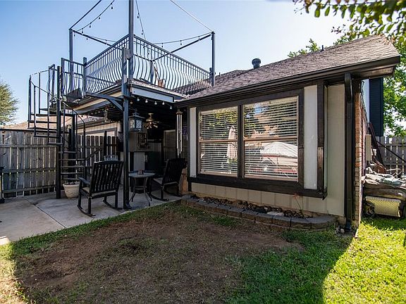 5th image of 2816 Claremont Dr