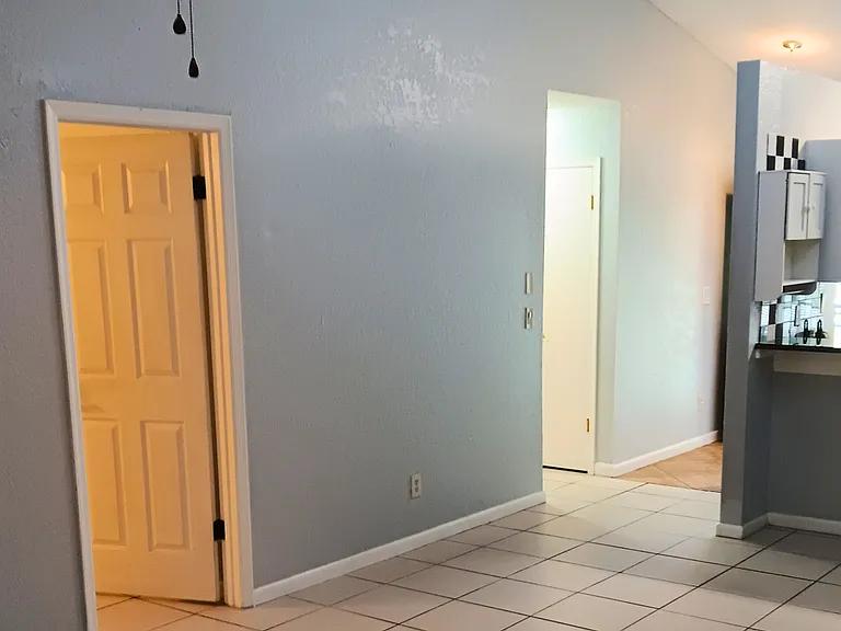 3748 Gatewood Dr — Photo 12