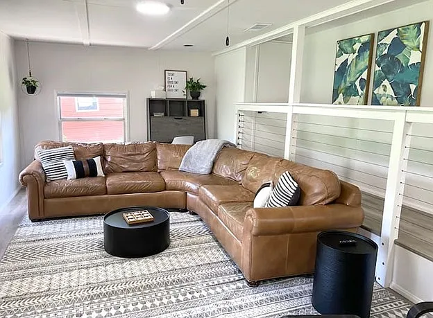 1700 Darst Creek Ln — Photo 5