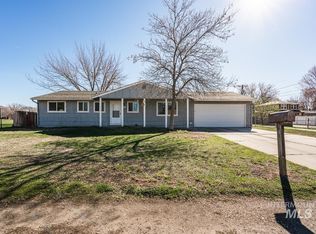 2190 N Allumbaugh St, Boise, ID 83704