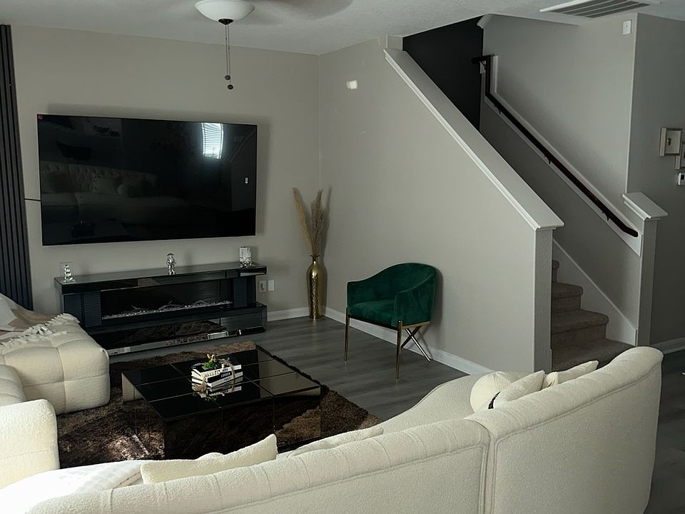 1st image of 5015 Royal Springs Dr