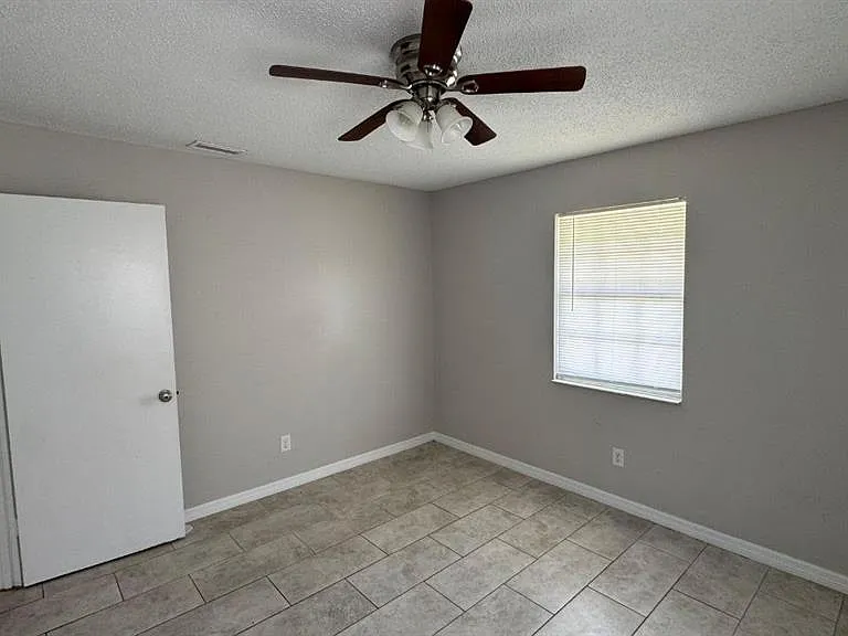37321 Safari Dr — Photo 5