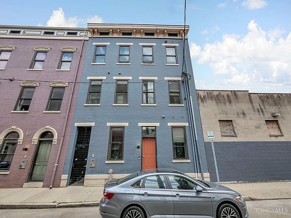 3rd image of 1509 Pleasant St #151