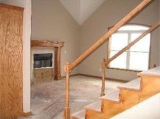 603 E Ridge St, Cameron, MO 64429