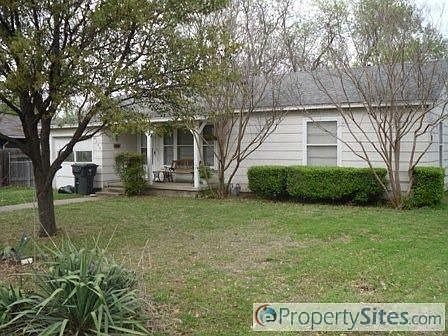 2nd image of 2209 N 41st St
