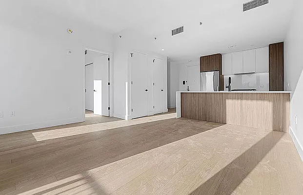 Rented by West 124th Manager LLC | media 22