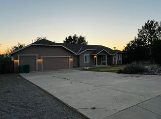 8675 Eaglenest Rd, Sparks, NV 89436