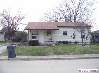 307 S 17th St, Henryetta, OK 74437