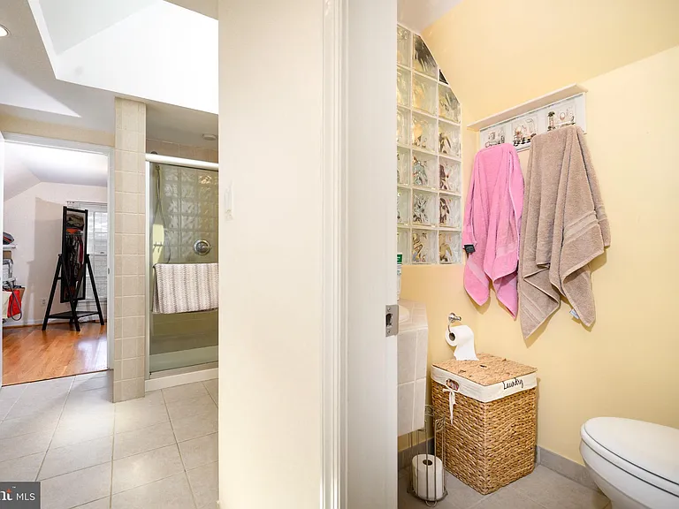 11708 Magruder Ln — Photo 26