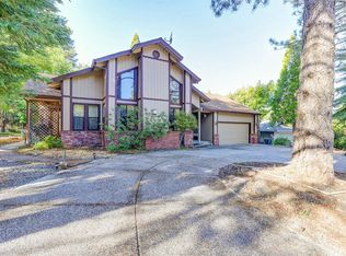 17608 Lake Forest Dr, Penn Valley, CA 95946