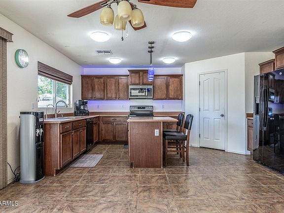 5th image of 28033 N Sandstone Way