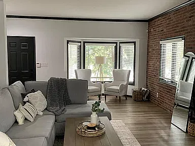 2 bed, 2.5 bath, 1212 sqft, $2,000 — Photo 1