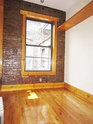 Rented by City Connections Realty | media 14