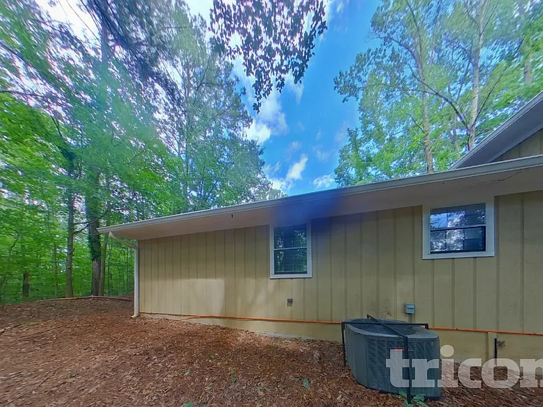 3060 Orbit Cir — Photo 17