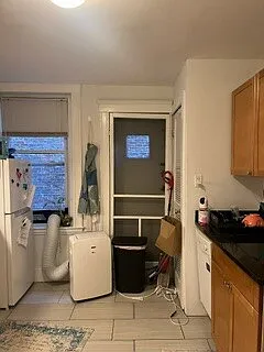 220 Hanover St #3 — Photo 21