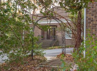 203 Wildwood Trl, Central, SC 29630