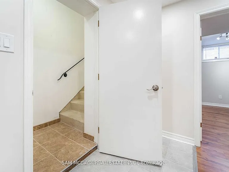 2212 Florian Rd — Photo 21