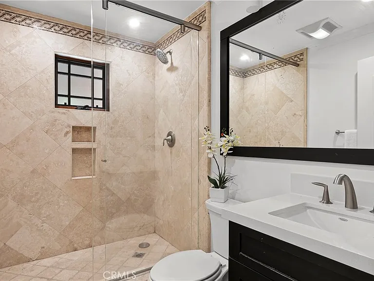 15014 Valleyheart Dr — Photo 15