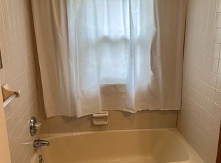 202 Maple St, Mahomet, IL 61853