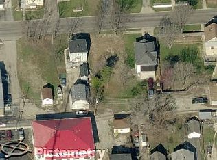 1610 N Hickory St, Crest Hill, IL 60403