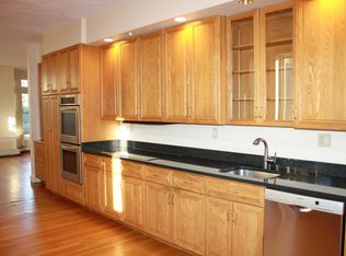 11 Warwick Rd #3, Brookline, MA 02445