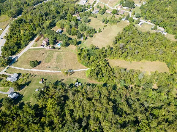 106 Mount Pleasant Rd, Rostraver Township, PA 15012