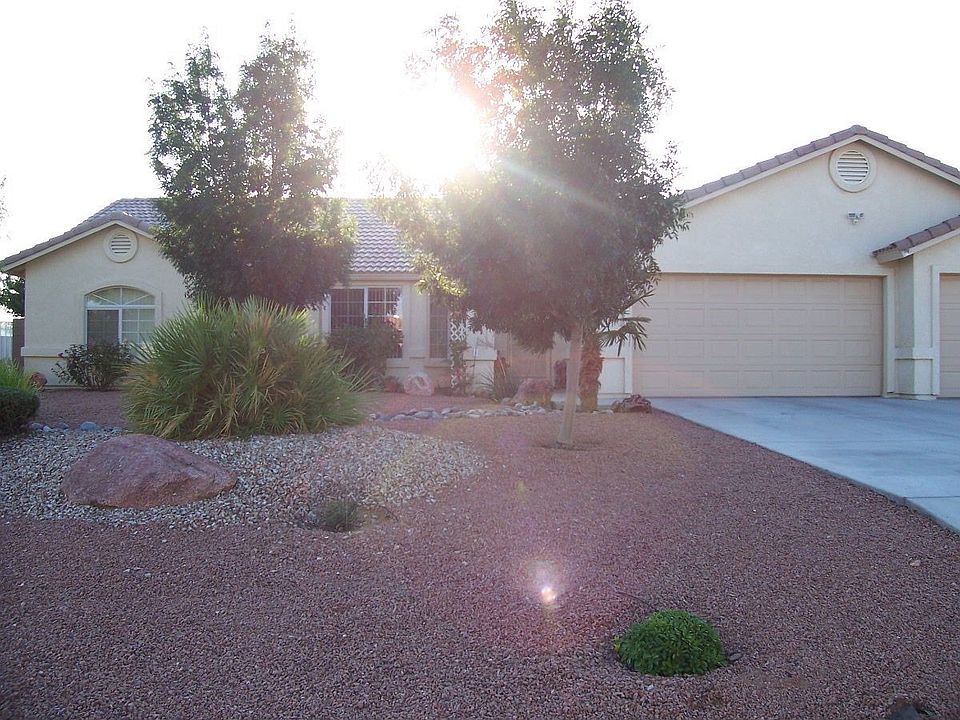 1/2 Acre Landscaped Front 