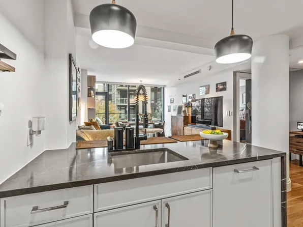 554 4th Avenue image 5 of 26