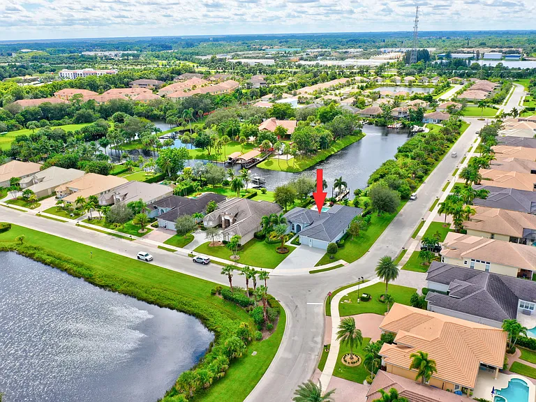 7186 SW Quiet River Ct — Photo 12