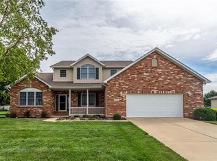 1136 Widgeon Dr, Mascoutah, IL 62258