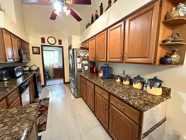 12444 Braxted Dr — Photo 7
