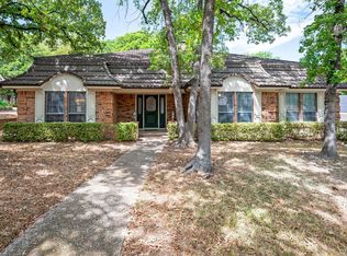 812 Firewheel Trl, Fort Worth, TX 76112