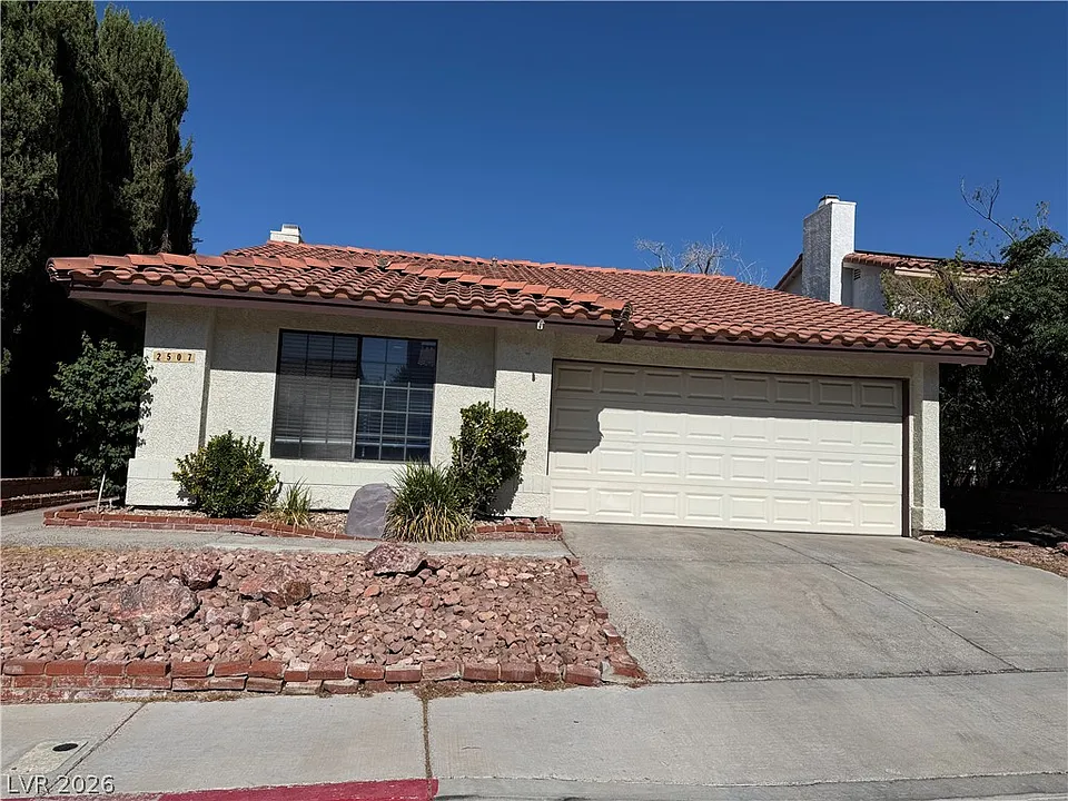 2507 Berwick Ct