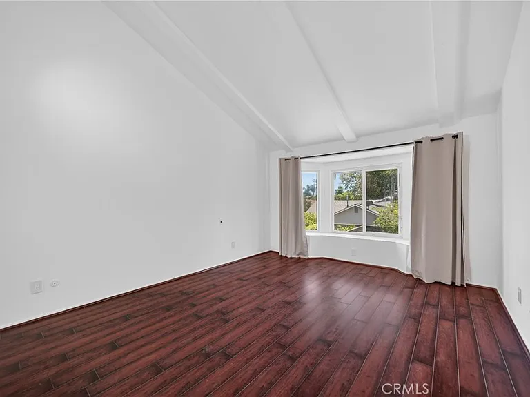 20454 Elkwood St — Photo 28
