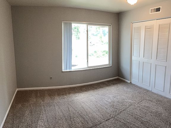 5th image of 2868 Marshall Ave SE APT 8C