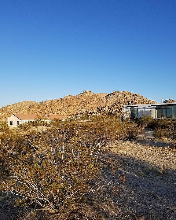 2nd image of 6935 Alturas Dr