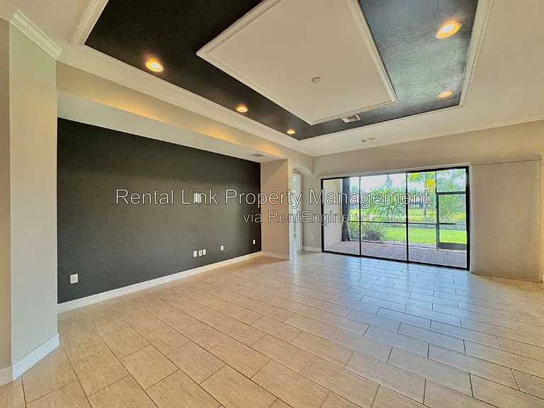 11181 Monte Carlo Blvd — Photo 2