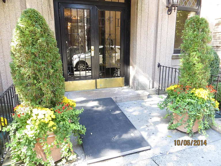 2161 Barnes Ave — Photo 8